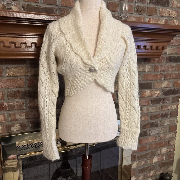 LOFT Sweaters - Ann Taylor Loft Ivory Knit Shrug Size Small Mohair & Wool
